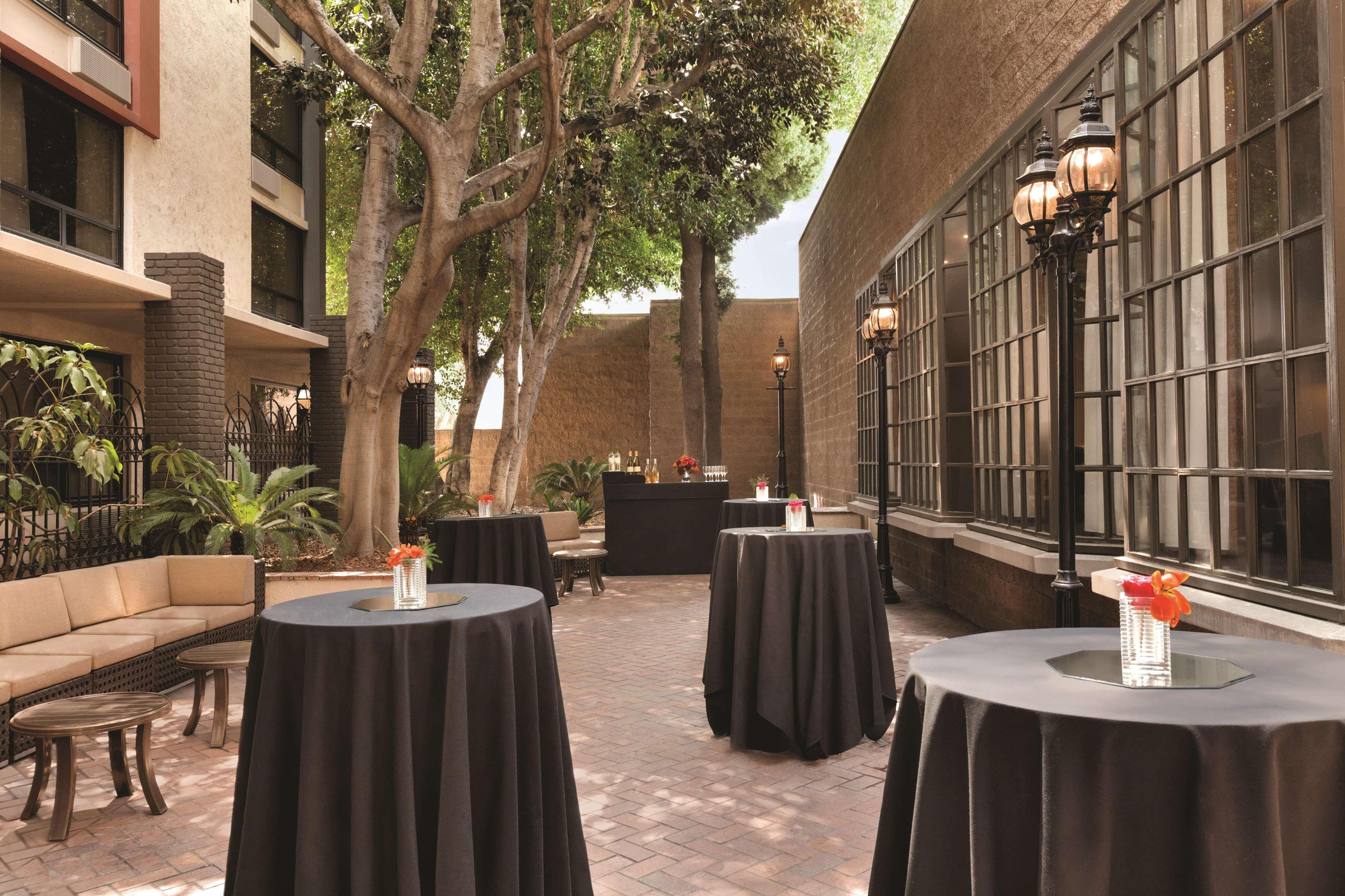 Doubletree By Hilton San Bernardino Hotel Ngoại thất bức ảnh