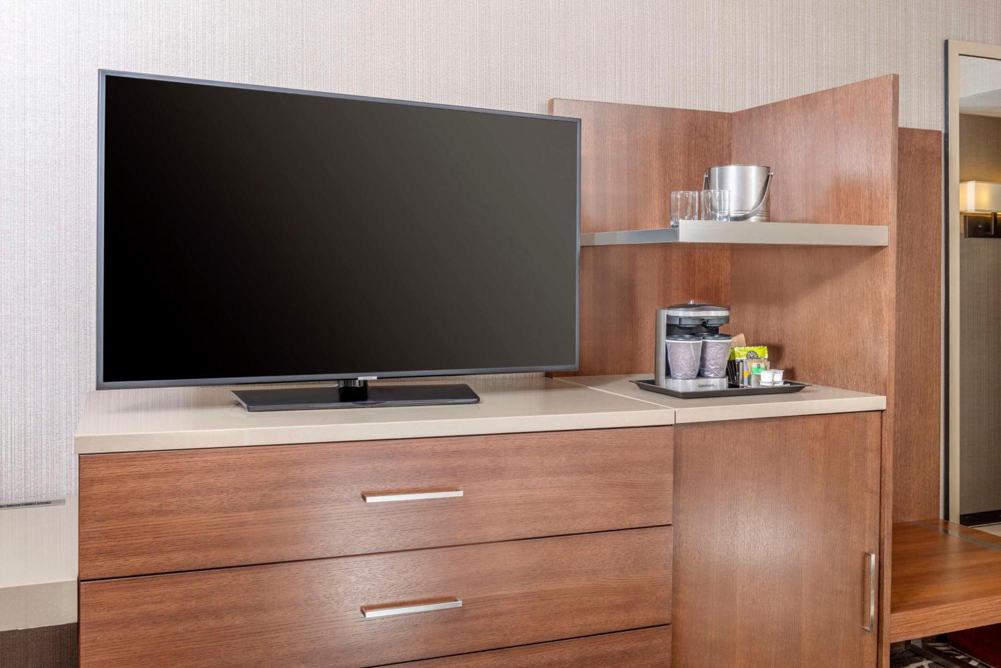 Doubletree By Hilton San Bernardino Hotel Ngoại thất bức ảnh